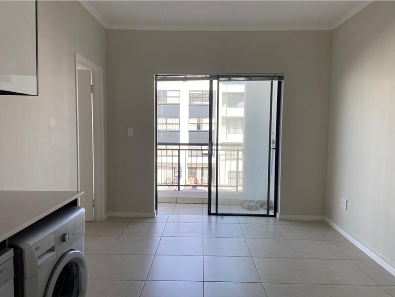 1 Bedroom Property for Sale in Sandown Western Cape